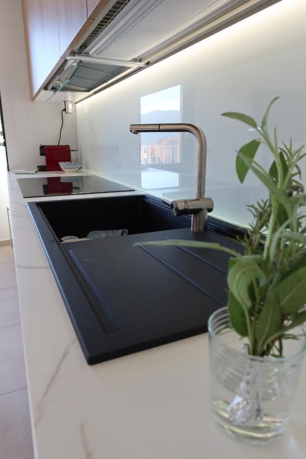 La Casa Di Loris Lägenhet Sarzana Exteriör bild